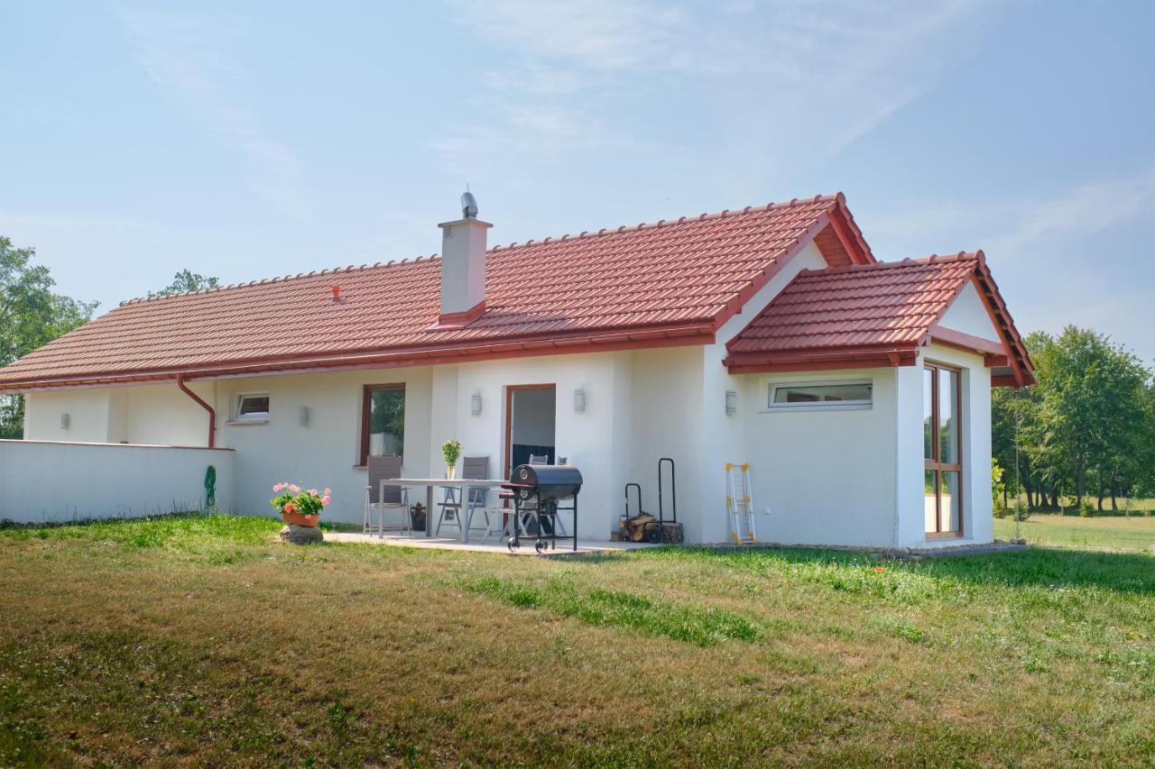 Holiday home Komfortowy Z Kominkiem Barwice